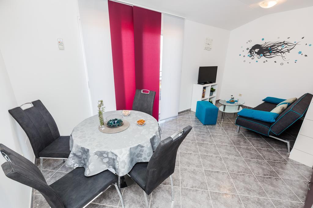 Apartments Viljac Trogir Chambre photo