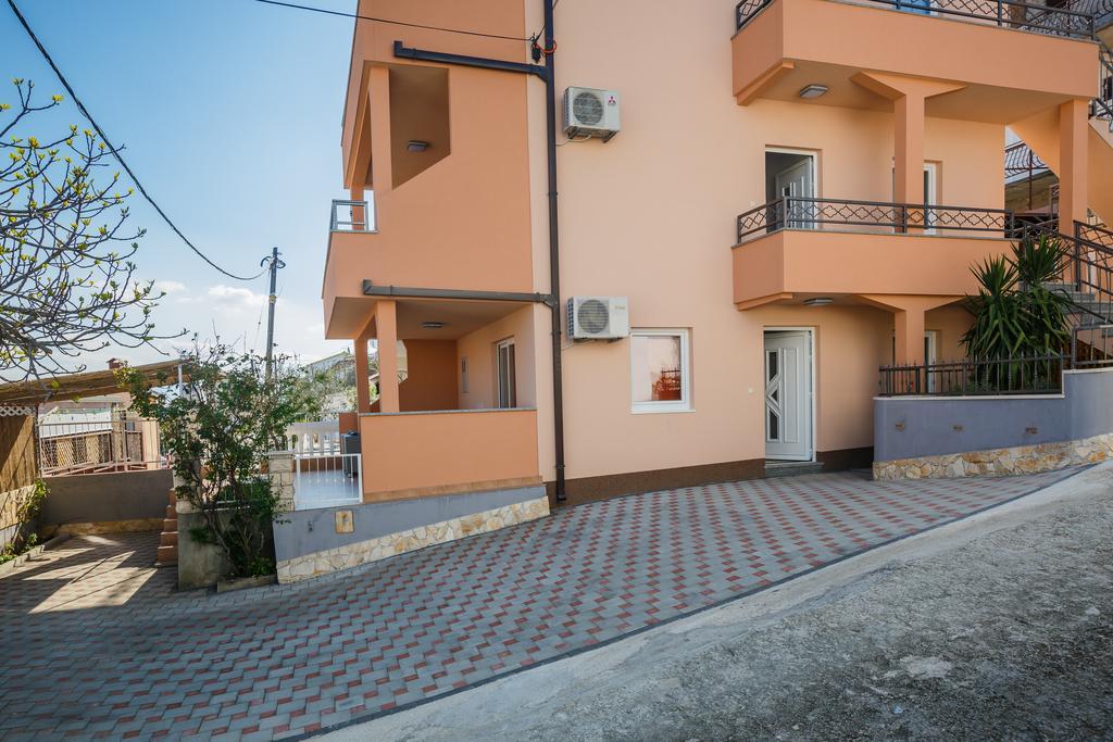Apartments Viljac Trogir Extérieur photo