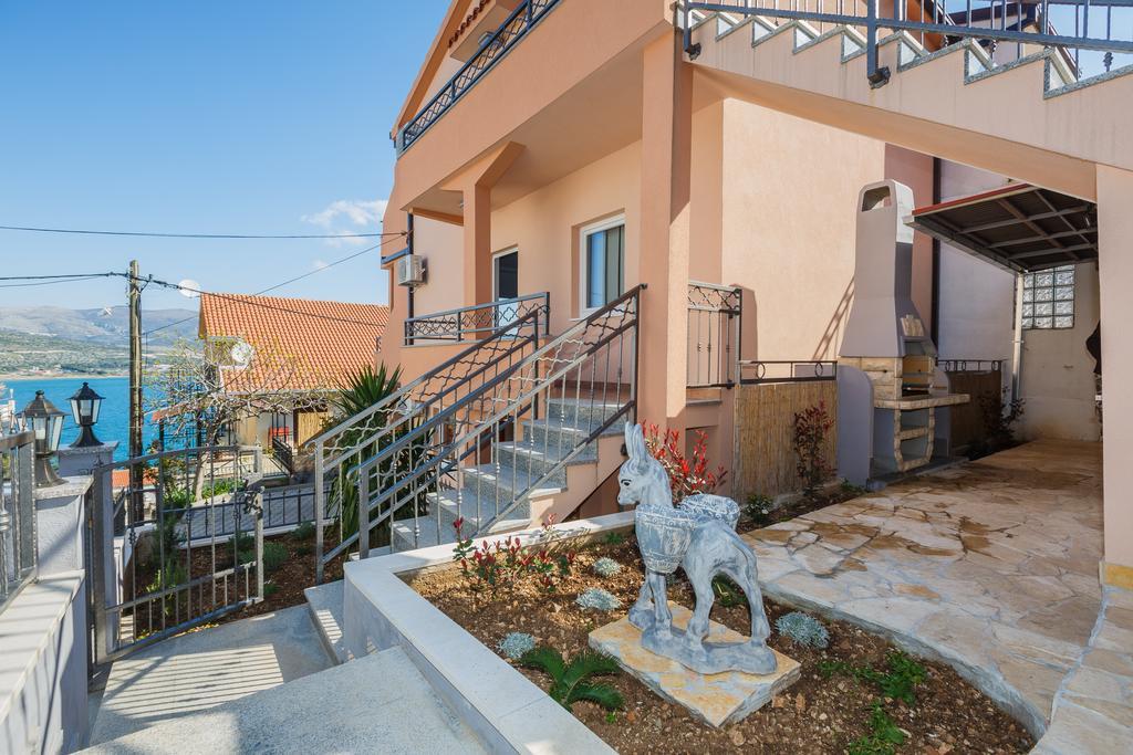 Apartments Viljac Trogir Extérieur photo