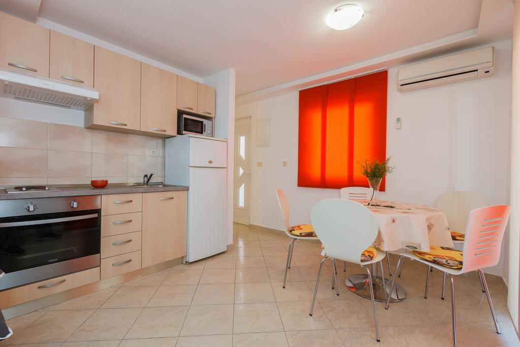 Apartments Viljac Trogir Chambre photo